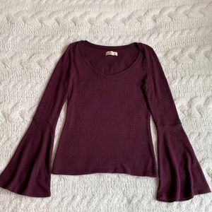 Hollister Women’s Maroon Bell Sleeved Sweater Size Medium